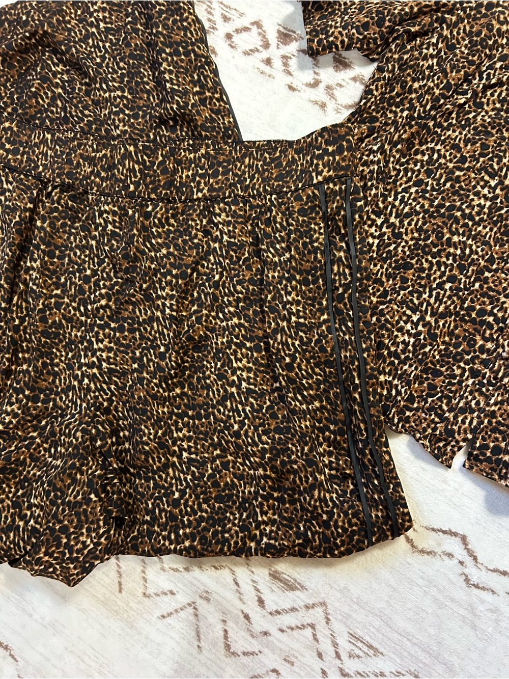 Talbots Leopard Print Wide Leg Luxury Set Button Up Top XL - Picture 3 of 9